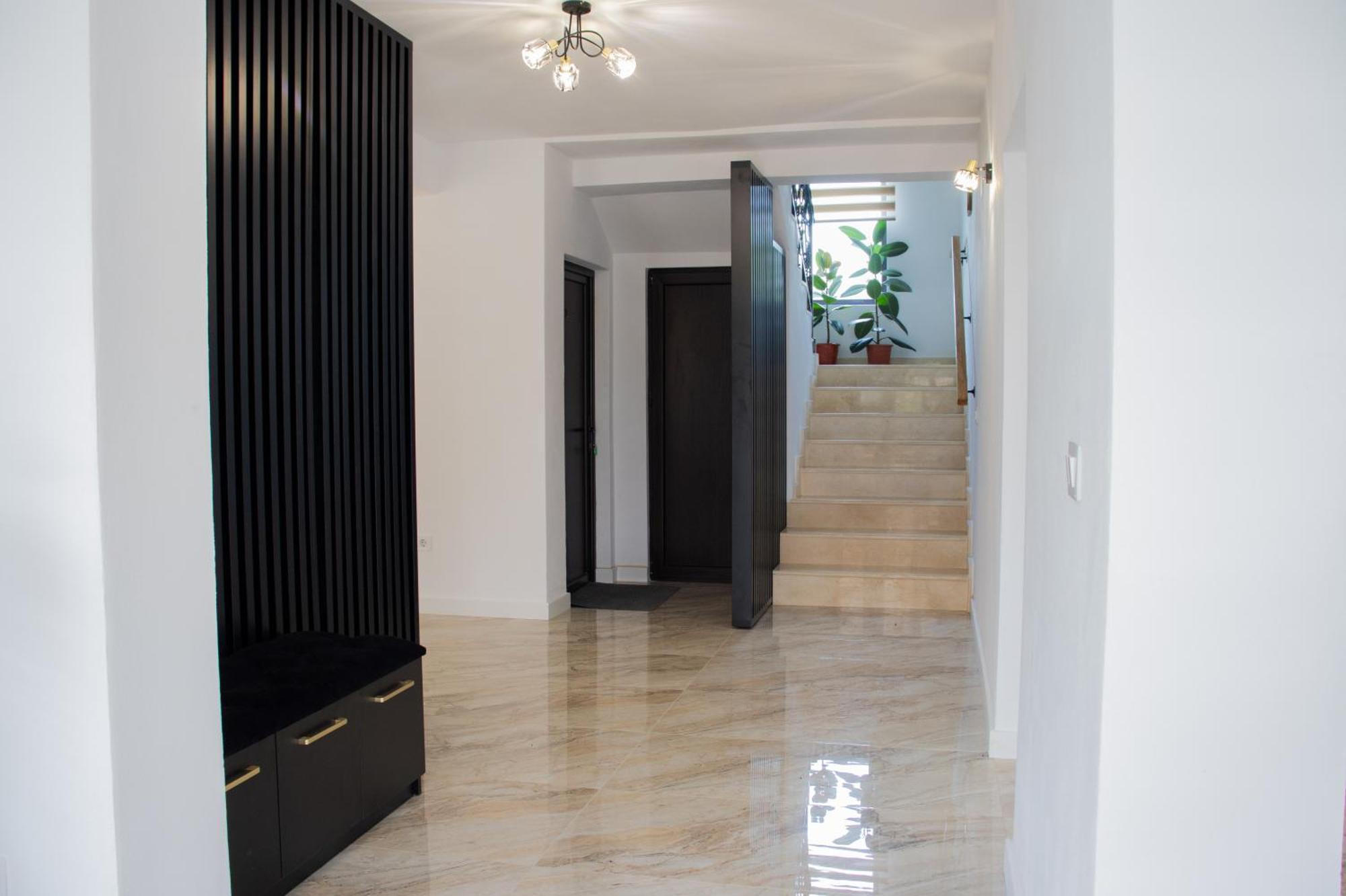 Ge-Lux Vila Incesti Exterior foto
